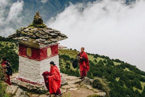 Giáo dục ở Bhutan - Vương quốc Phật giáo Kim cương thừa