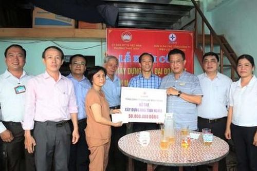 Điện lực miền Trung hỗ trợ 4,2 tỷ đồng xây 70 căn nhà tình nghĩa