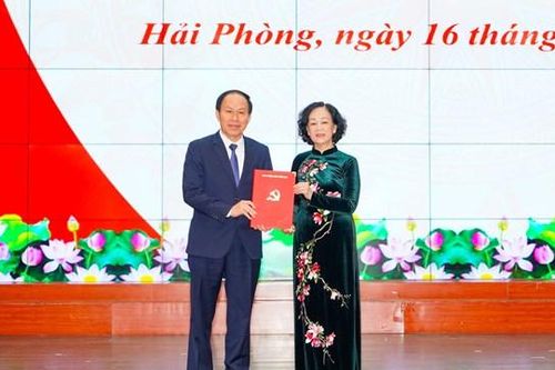 Phó Chủ tịch – Tổng Thư ký UBTƯ MTTQ Việt Nam Lê Tiến Châu giữ chức Bí thư Thành ủy Hải Phòng