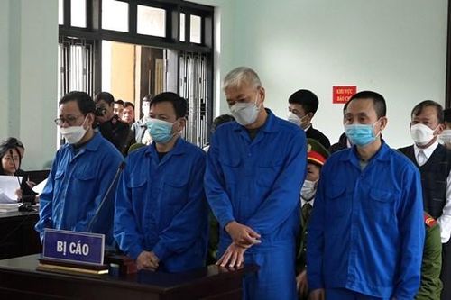 Cựu giám đốc Cảng HKQT Phú Bài bị tuyên phạt hơn 15 năm tù