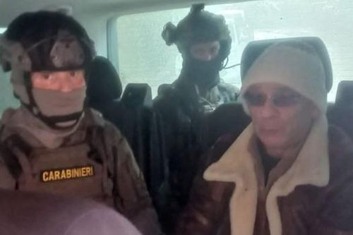 Italia bắt 'bố già' Mafia Messina Denaro sau 30 năm truy lùng