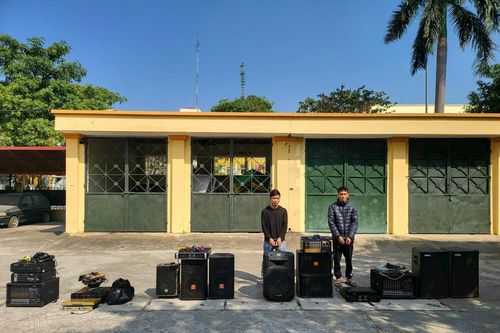 Bắt 2 đối tượng chuyên trộm cắp tài sản tại các nhà văn hóa xã tại huyện Mê Linh