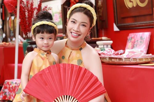 Ca sĩ Pha Lê 'bất lực' phân trần về nghi vấn ngược đãi con vì chia tay chồng ngoại quốc