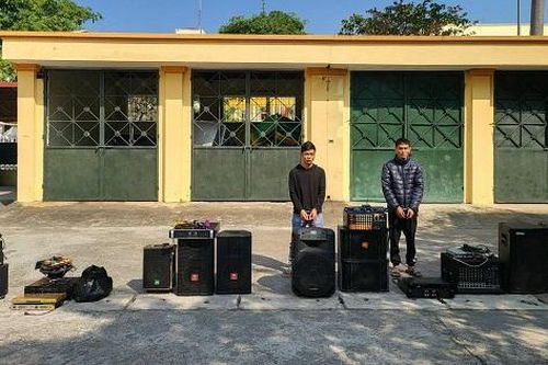 Bắt nhóm 'đạo chích' chuyên trộm nhà văn hóa