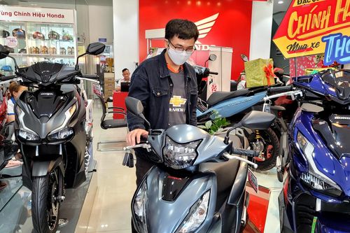Người Việt mua hơn 8.200 xe máy mỗi ngày