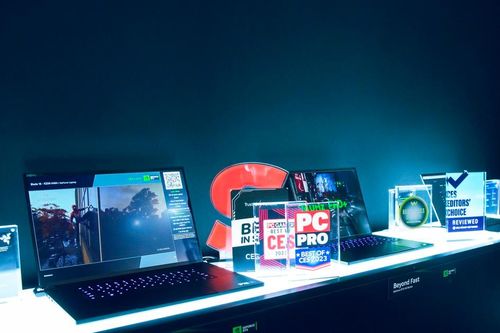 RAZER đoạt nhiều giải thưởng trong ngành công nghiệp game