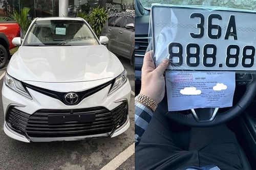 Toyota Camry chuyển vùng từ Nam Định về Thanh Hóa trúng biển 'VIP'