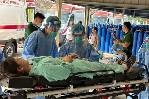 Tình huống xấu nhất khi phát hiện biến thể phụ nguy hiểm trong Tết