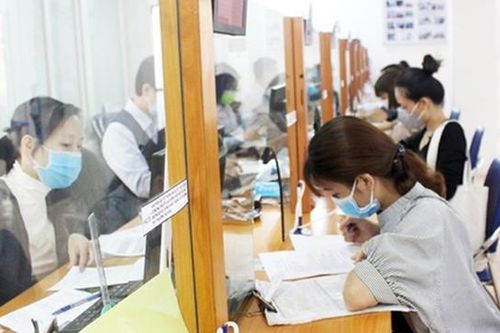 Thủ tục để lao động mất việc, giảm giờ làm nhận tiền hỗ trợ