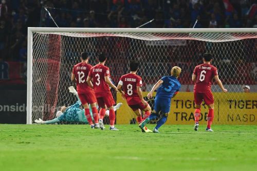 Chung kết (lượt về) giải vô địch bóng đá ĐNA 2022, SVĐ Thammasat, Thái Lan - Việt Nam 1:0