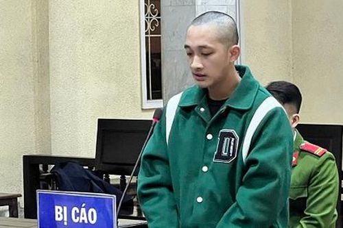 Lễ tân khách sạn lĩnh án 18 tháng tù giam do sản xuất pháo nổ bán kiếm lời