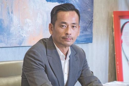 Ông trùm giải trí Châu Trác Hoa lãnh án 18 năm tù