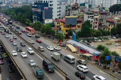 Giao thông Hà Nội bắt đầu 'dễ thở'