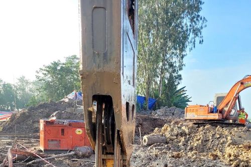 Gặp sự cố nên việc đưa thi thể bé Hạo Nam lên chậm 1 ngày so với dự kiến
