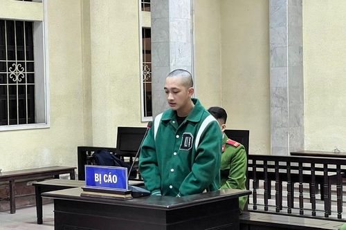 Lễ tân khách sạn lĩnh án tù vì sản xuất pháo nổ