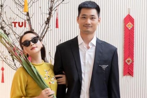 Sao Việt: Bảo Thanh, Thanh Thủy rộn ràng đón Tết, Mai Phương tạo dáng xì tin