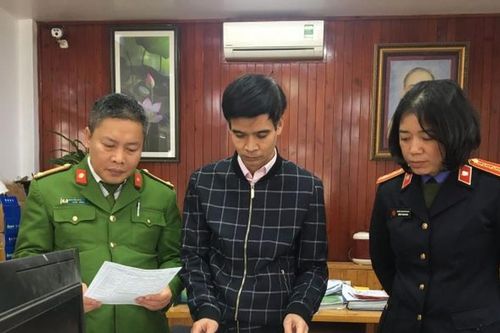Bắt 5 đối tượng liên quan đến sai phạm tại Trung tâm đăng kiểm xe cơ giới Nam Định