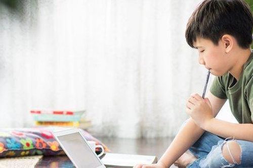 Nếu con hỏi 'tự tin' là gì, hãy cho trẻ trải nghiệm 7 cảm xúc này
