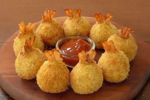 Cách làm khoai tây bọc tôm chiên xù