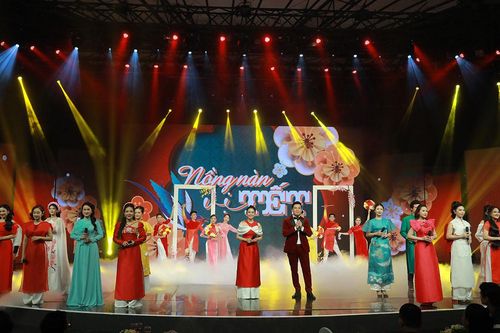 Ca sĩ Sao Mai 2022 quy tụ trong 'Nồng nàn vị Tết'