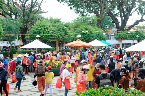 Hoài niệm chợ Tết Thạch Bàn xưa