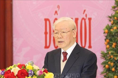 Party General Secretary meets leaders, former leaders ahead of Tet