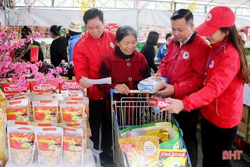 Lan tỏa yêu thương từ 'Tết nhân ái' của Hội Chữ thập đỏ Hà Tĩnh