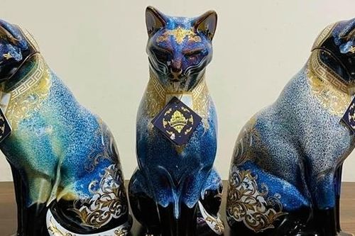 Năm Mão nguyệt đàm chuyện điển miêu