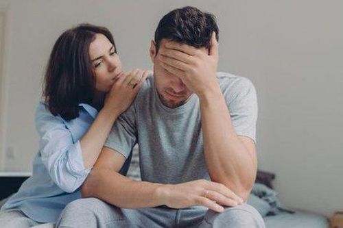 Chồng hủy kế hoạch về quê nội ăn Tết, biết lý do mà tôi buồn vô cùng