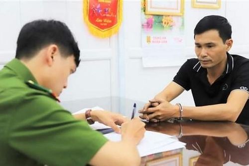 Tung chiêu lừa bán đất 'ảo' bằng giấy tờ... giả rồi 'bùng'