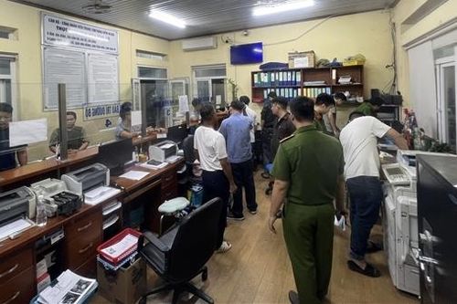 Thêm một Trung tâm đăng kiểm xe cơ giới sai phạm bị Công an khởi tố, bắt giam 12 người