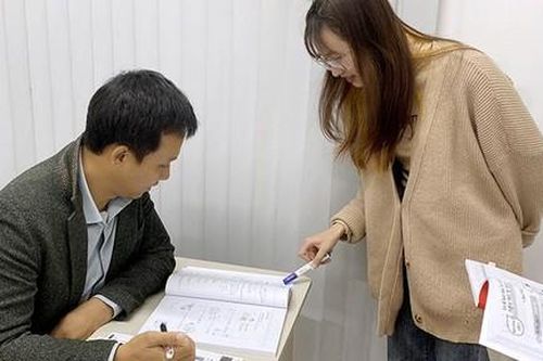 Dạy tiếng Việt ở xứ người