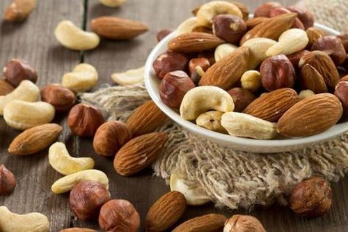 Các món ăn vặt ngày Tết an toàn cho người bệnh đái tháo đường