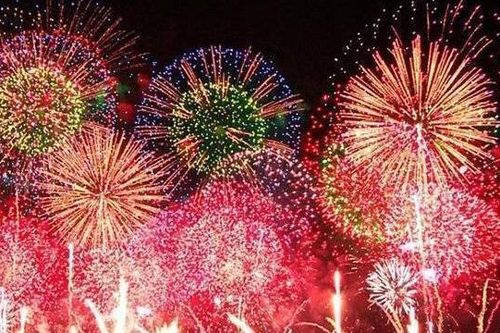 Mê Linh tổ chức chương trình văn nghệ, bắn pháo hoa Tết Nguyên đán Quý Mão
