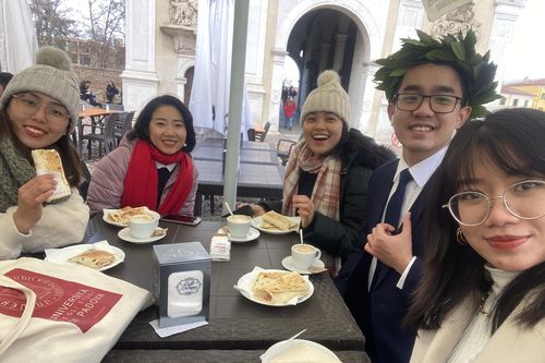 Những bữa cơm giao thừa 'đa văn hóa' của du học sinh