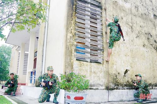 LLVT Hà Tĩnh sẵn sàng chiến đấu để Nhân dân vui tết, đón xuân