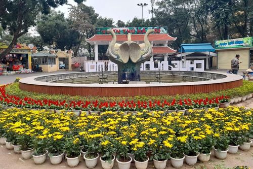 Những người làm đẹp cho Thủ đô 'đón' Tết Nguyên đán Quý Mão 2023