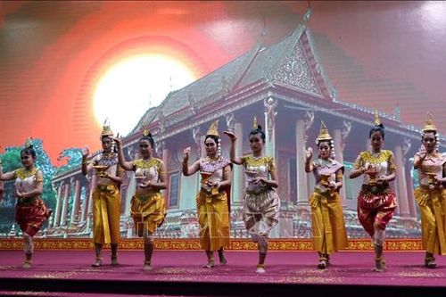 Tết cổ truyền các dân tộc thiểu số - Bài cuối: Nhìn từ góc độ di sản văn hóa