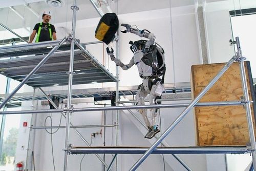 Robot Atlas của Boston Dynamics đạt được khả năng hoạt động như người