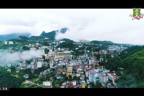 Tiếng hát trên đỉnh Hoàng Liên
