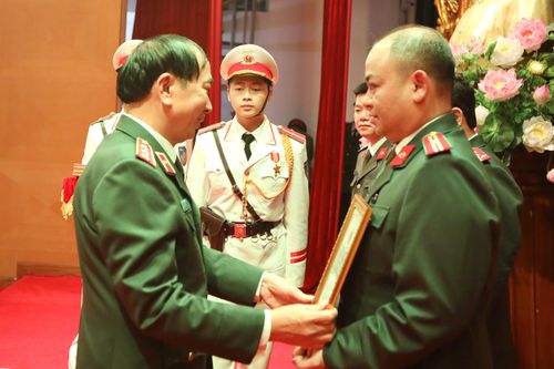 Tiếp thêm sức mạnh tinh thần, tư tưởng và ánh sáng đạo đức cho lực lượng