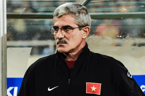 Henrique Calisto: HLV mới cần ít nhất 4 năm