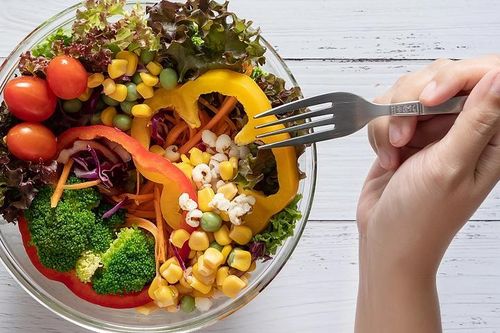 Nghiên cứu mới về cách ăn uống có thể kéo dài tuổi thọ