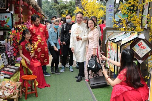 Ngày xuất hành, mở hàng may mắn trong đầu năm mới Quý Mão