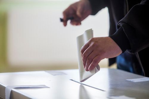 Slovakia: Tỷ lệ cử tri tham gia trưng cầu ý dân về bầu cử sớm quá thấp