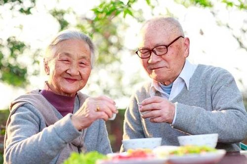 Ít ngủ nhưng vẫn sống thọ: 4 bí quyết của người Nhật nên học hỏi