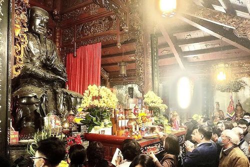 Đón xuân Quý Mão 2023: Cầu bái những ngôi đền linh thiêng bậc nhất chốn Hà Thành