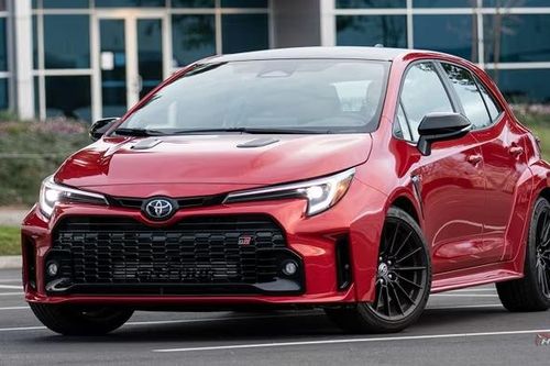 Mẫu xe Toyota nào được mong đợi nhất năm 2023?