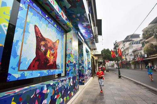 Hà Nội thanh bình, sâu lắng trong sớm mùng 1 Tết Quý Mão 2023