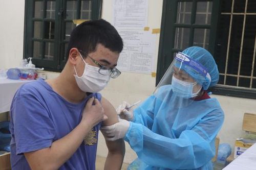 Vui xuân, không chủ quan với dịch bệnh